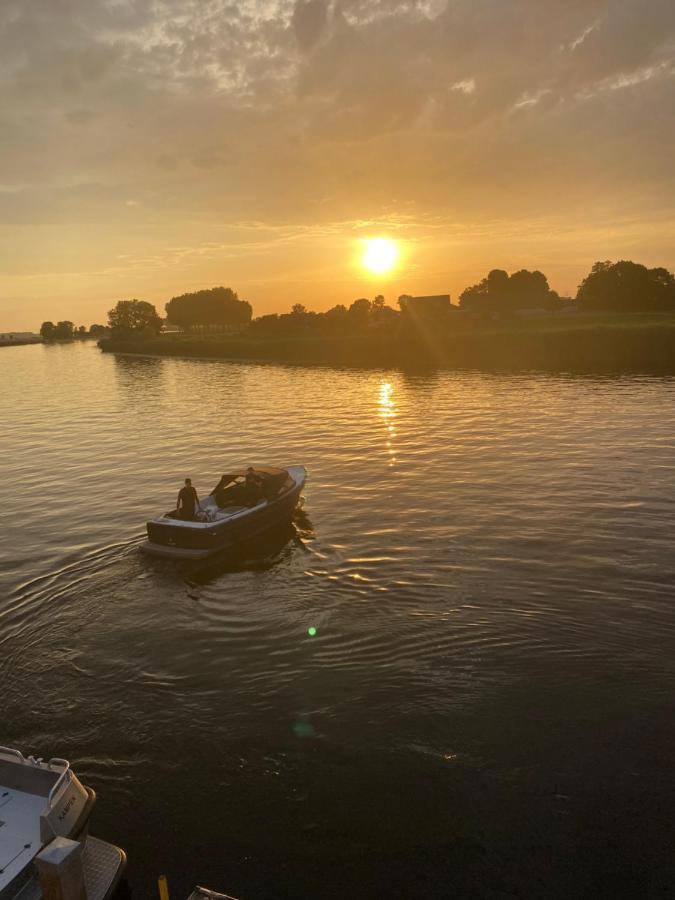 B&B Ganzendiep Aan Het Water Grafhorst Экстерьер фото